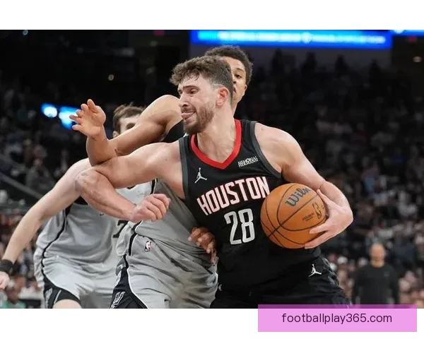 乌度卡透露范弗利特仍未恢复训练复出仍遥遥无期